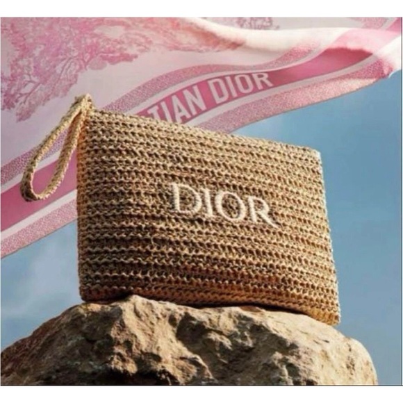 NWOT Dior Raffia Beauty Wristlet with Metallic Gold Crossbody Chain - Picture 7 of 8